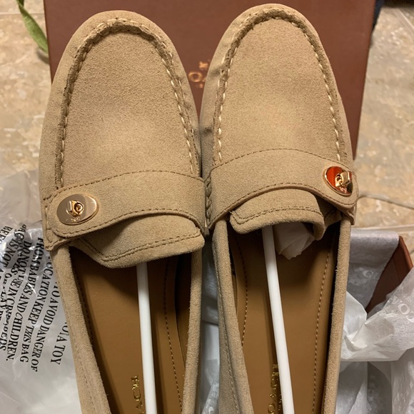 Coach Flash Suede leather flats loafers NIB - Picture 1 of 5